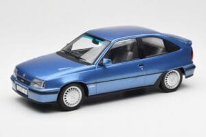 Opel Kadett E GSi Vaaleansininen Metallic Norev 1:18 183615 Metalli