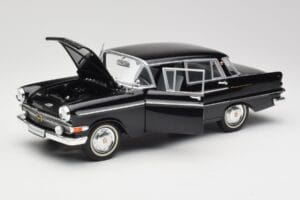 Opel Kapitan P1 Musta Revell 1:18 08822 Metalli — kuva 2 / 8