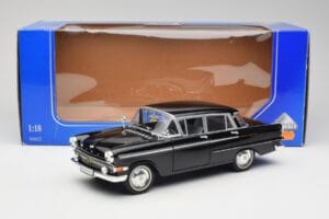 Opel Kapitan P1 Musta Revell 1:18 08822 Metalli — kuva 8 / 8