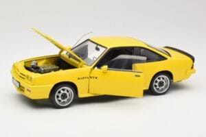Opel Manta B GT/E Keltainen Revell 1:18 08421 Metalli — kuva 2 / 8
