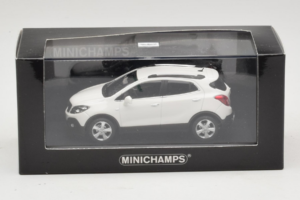 Opel Mokka Valkoinen Minichamps 1:43 410042100 Metalli — kuva 4 / 4