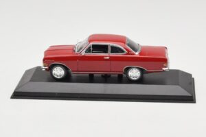 Opel Rekord A Punainen Minichamps 1:43 400041004 Metalli