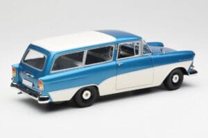 Opel Rekord P1 Caravan Sininen Metallic Minichamps 1:18 180043210 Metalli — kuva 3 / 8