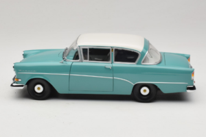 Opel Rekord P1 Turkoosi Sininen Minichamps 1:18 180043200 Metalli — kuva 4 / 8