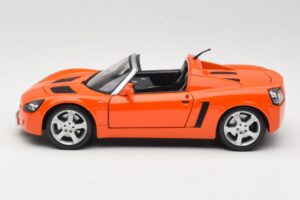 Opel Speedster Oranssi Maisto 1:18 31615 Metalli — kuva 4 / 8