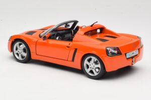 Opel Speedster Oranssi Maisto 1:18 31615 Metalli — kuva 7 / 8