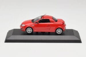 Opel Tigra TwinTop Magma Punainen Minichamps 1:43 B24910027T Metalli