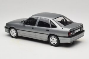 Opel Vectra A 2000 16V Tummanharmaa MCG 1:18 MCG18462 Metalli — kuva 5 / 6