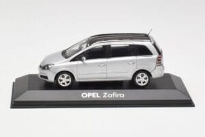 Opel Zafira B Hopea Minichamps 1:43 1799109 Metalli