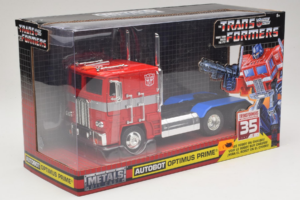 Optimus Prime Transformers Metals Diecast 1:24 99524 Metalli — kuva 2 / 3
