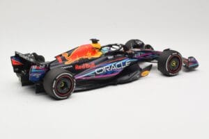 Oracle Red Bull Racing RB19 #1 M. Verstappen Winner Miami GP 2023 Minichamps 1:18 110230501 Metalli — kuva 2 / 6