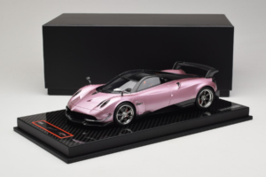 Pagani Huayra BC Pearl Pink AB Models 1:18 REMC032 Hartsi — kuva 7 / 7