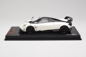 Pagani Huayra BC White Metallic Yy Model 1:18 REMC025 Hartsi