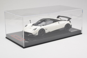 Pagani Huayra BC White Metallic Yy Model 1:18 REMC025 Hartsi — kuva 6 / 7