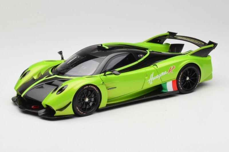 Pagani Huayra R Vihreä LCD 1:18 LCD18012-GR Metalli