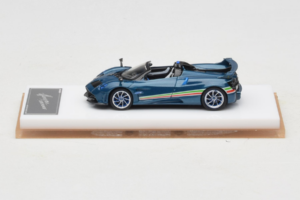 Pagani Huayra Tricolore Roadster Sininen Henson & Heaven 1:64 PHTRB01 Hartsi