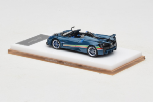 Pagani Huayra Tricolore Roadster Sininen Henson & Heaven 1:64 PHTRB01 Hartsi — kuva 5 / 8