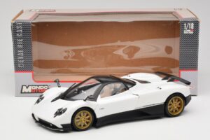 Pagani Zonda F Valkoinen Mondo Motors 1:18 157655 Metalli — kuva 8 / 8