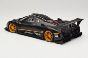 Pagani Zonda R Revolucion Carbon Fiber AUTOart 1:18 78261 Metalli — kuva 7 / 8