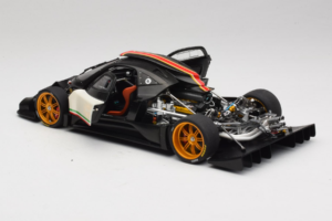 Pagani Zonda R Revolucion Valkoinen AUTOart 1:18 78262 Metalli — kuva 5 / 8