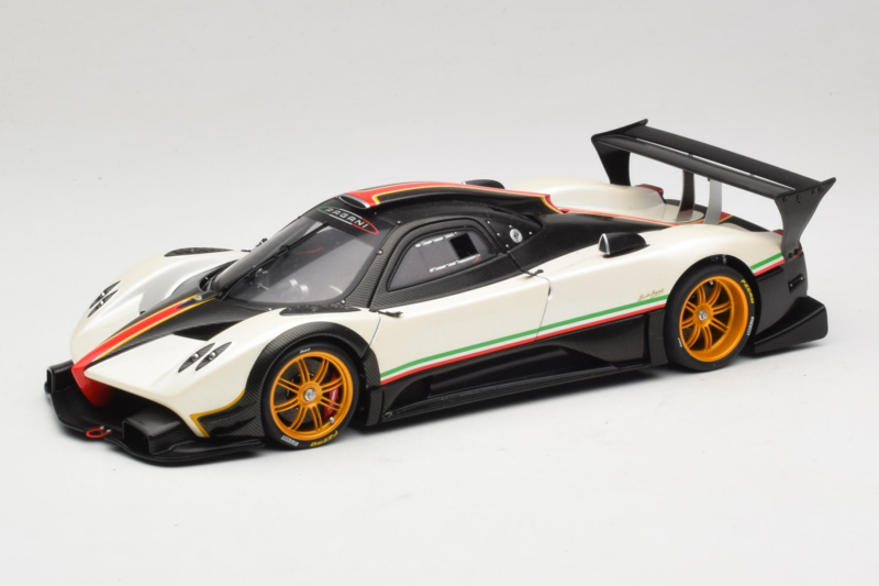 Pagani Zonda R Revolucion Valkoinen AUTOart 1:18 78262 Metalli
