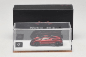 Pagani Zonda Tricolore Punainen Henson & Heaven 1:64 PZTR01 Metalli — kuva 7 / 7