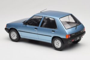 Peugeot 205 Sininen MCG 1:18 MCG18491 Metalli — kuva 5 / 6