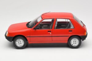 Peugeot 205 Punainen MCG 1:18 MCG18492 Metalli — kuva 3 / 6
