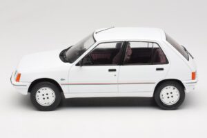 Peugeot 205 Valkoinen MCG 1:18 MCG18493 Metalli — kuva 3 / 6