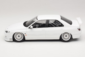 Peugeot 406 by Khyzyl Saleem Valkoinen Otto 1:18 OT1284 Hartsi — kuva 3 / 6