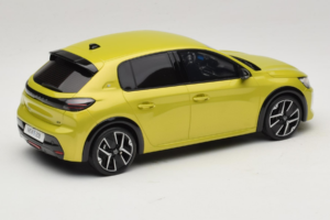 Peugeot E-208 GT Jaune Agueda Otto 1:18 OT1164 Hartsi — kuva 2 / 6