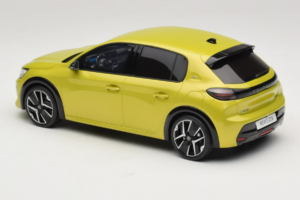Peugeot E-208 GT Jaune Agueda Otto 1:18 OT1164 Hartsi — kuva 5 / 6