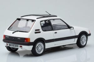 Peugeot 205 GTi 1.6 Valkoinen Norev 1:18 184849 Metalli — kuva 3 / 8