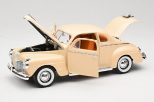 Plymouth Coupe Beige Road Signature 1:18 92398 Metalli — kuva 2 / 8
