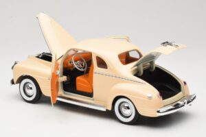 Plymouth Coupe Beige Road Signature 1:18 92398 Metalli — kuva 5 / 8
