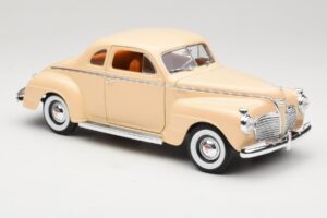 Plymouth Coupe Beige Road Signature 1:18 92398 Metalli — kuva 6 / 8