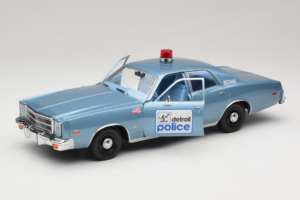 Plymouth Fury Beverly Hills PD Sininen GreenLight 1:18 19069 Metalli — kuva 2 / 8
