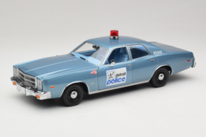 Plymouth Fury Beverly Hills PD Sininen GreenLight 1:18 19069 Metalli