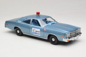 Plymouth Fury Beverly Hills PD Sininen GreenLight 1:18 19069 Metalli — kuva 6 / 8