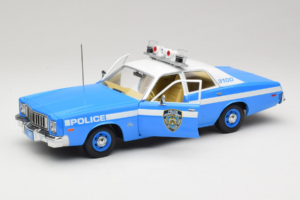 Plymouth Fury Police Pursuit New York Police Department GreenLight 1:18 19043 Metalli — kuva 2 / 8