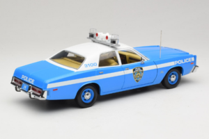 Plymouth Fury Police Pursuit New York Police Department GreenLight 1:18 19043 Metalli — kuva 3 / 8