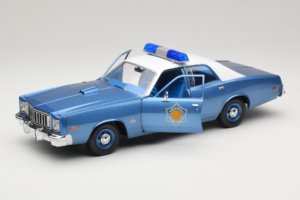 Plymouth Fury Police Pursuit Smokey and the Bandit GreenLight 1:18 19044 Metalli — kuva 2 / 8
