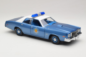 Plymouth Fury Police Pursuit Smokey and the Bandit GreenLight 1:18 19044 Metalli — kuva 6 / 8
