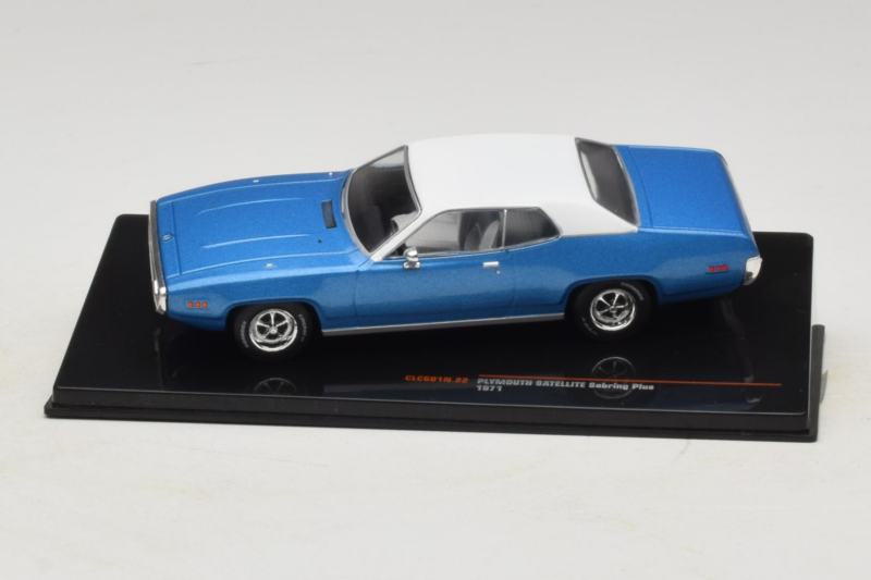 Plymouth Satellite Sebring Plus Sininen IXO 1:43 CLC601N Metalli