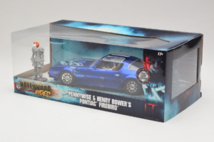 Pontiac Firebird Pennywise With Figure Jada 1:24 31118 Metalli — kuva 3 / 3