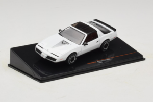 Pontiac Firebird Valkoinen IXO 1:43 CLC582N Metalli — kuva 2 / 4