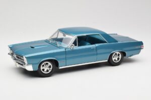 Pontiac GTO Hurst Edition Sininen Maisto 1:18 531885 Metalli