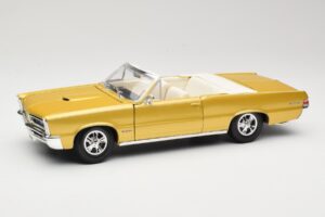Pontiac GTO Hurst Edition Kulta Maisto 1:18 531884 Metalli