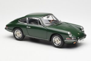 Porsche 901 Vihreä CMC 1:18 M-067B Metalli — kuva 4 / 6