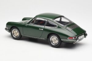 Porsche 901 Vihreä CMC 1:18 M-067B Metalli — kuva 5 / 6